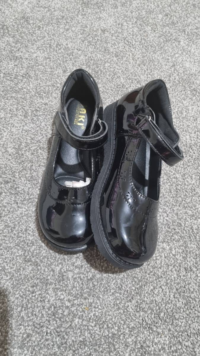 Girls' Black Patent Leather Shoes