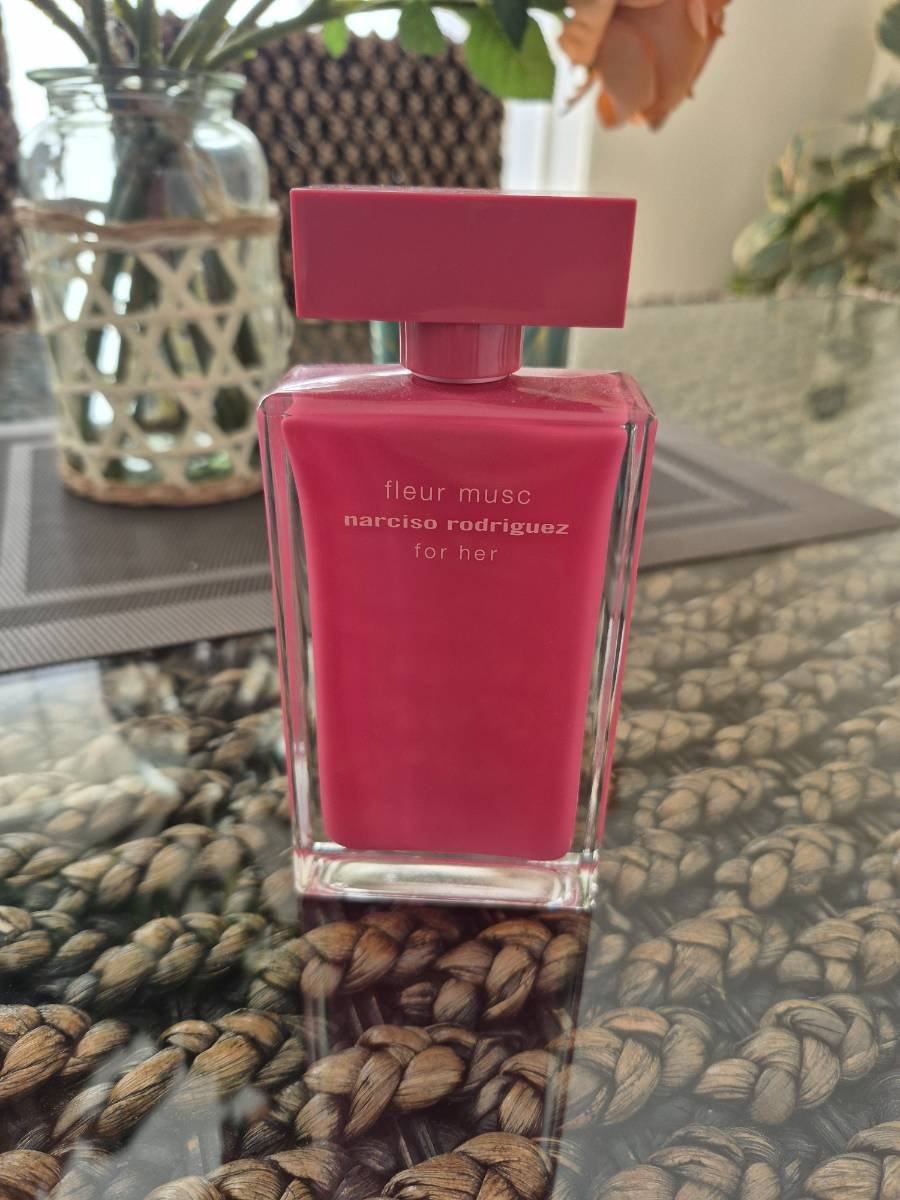 Narciso Rodriguez Fleur Musc for her perfume