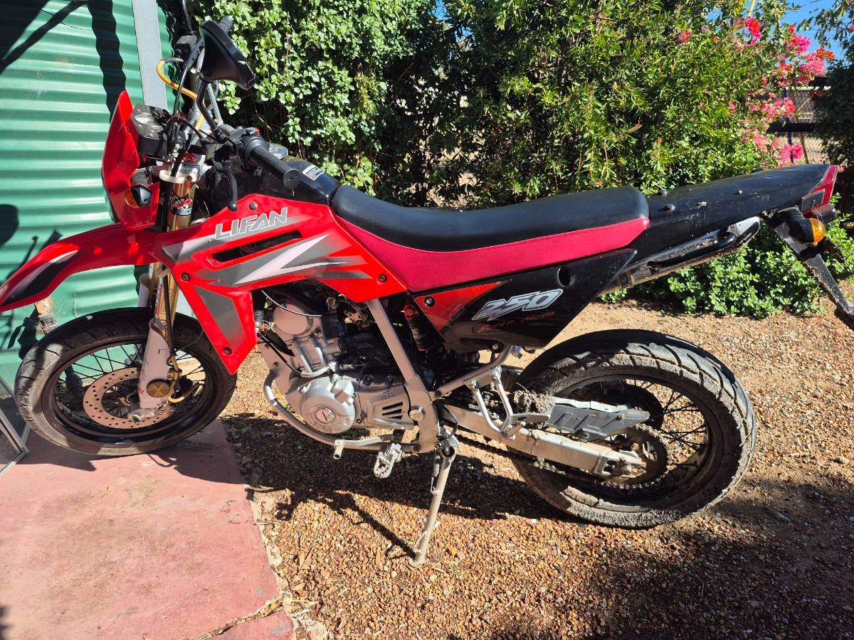 2010 Lifan GY250 motorcycle, dual-sport or dirt bike model