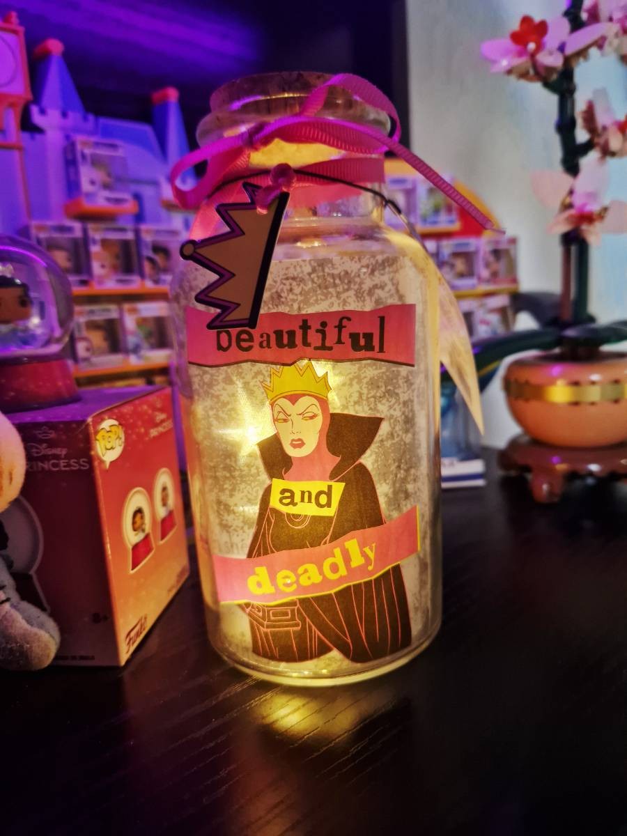 Decorative Disney Themed Light Jar Evil Queen LED Fairy Light Jar 