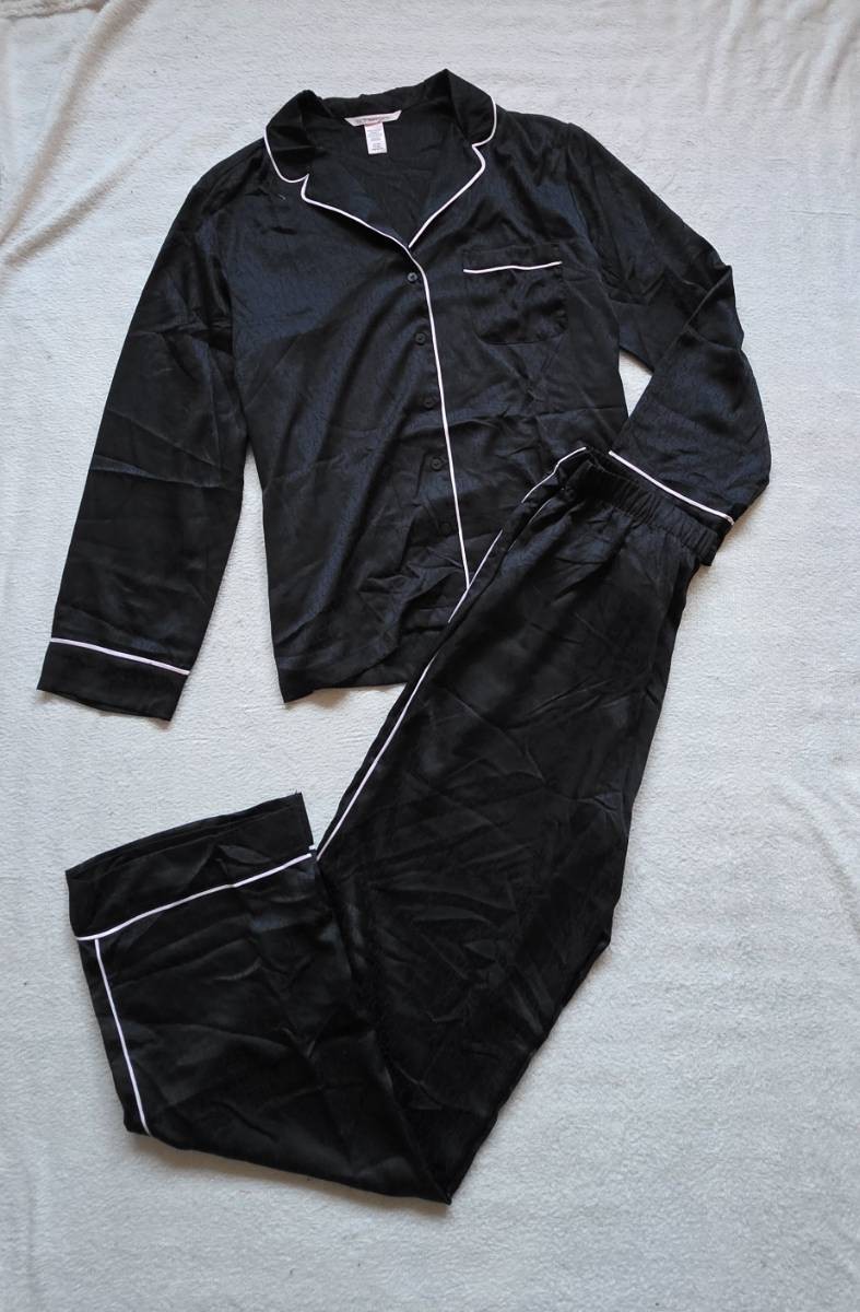 Victoria's Secret size S black satin pyjama set